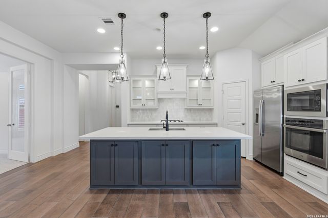 12023 Upton Park, San Antonio, TX 78253