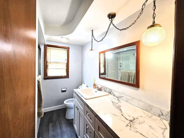 2229 N Kellett Avenue, Springfield, MO 65803