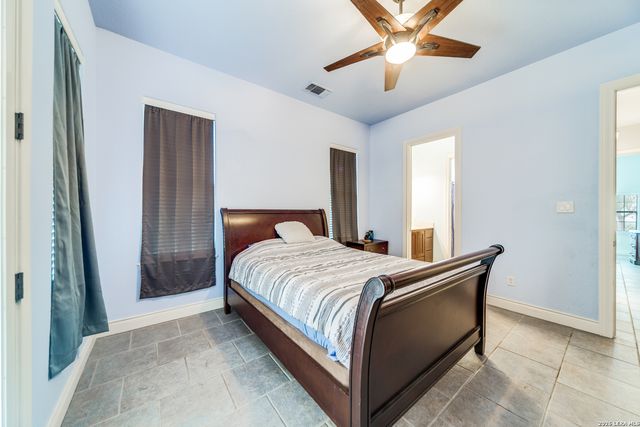 110 HOSKINS TRAIL, Boerne, TX 78006