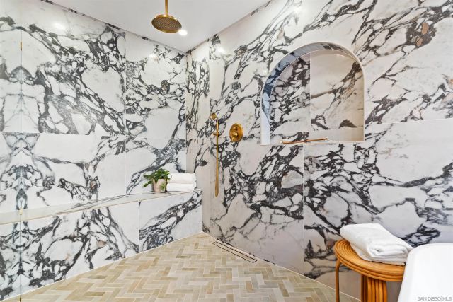 1170 Rancho Encinitas Dr, Encinitas, CA 92024