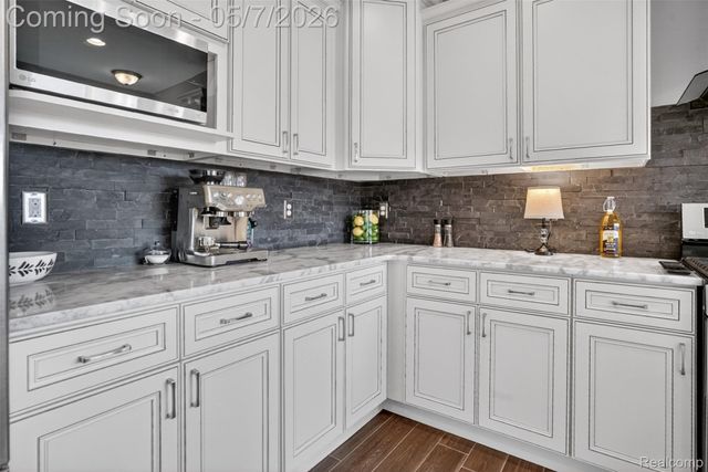 54551 Deadwood Lane, Shelby Charter Township, MI 48316