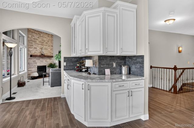 54551 Deadwood Lane, Shelby Charter Township, MI 48316