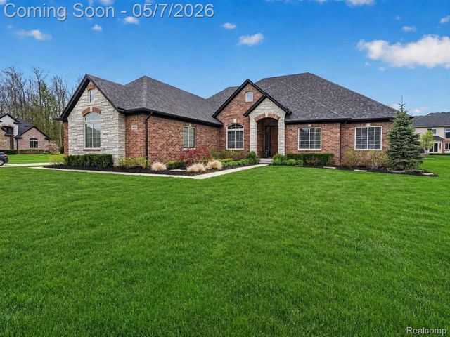 54551 Deadwood Lane, Shelby Charter Township, MI 48316