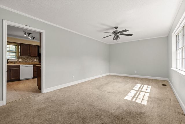 5705 Dowler Lane, Signal Mountain, TN 37377