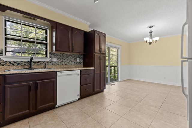 5705 Dowler Lane, Signal Mountain, TN 37377