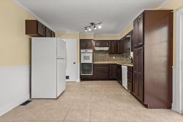 5705 Dowler Lane, Signal Mountain, TN 37377