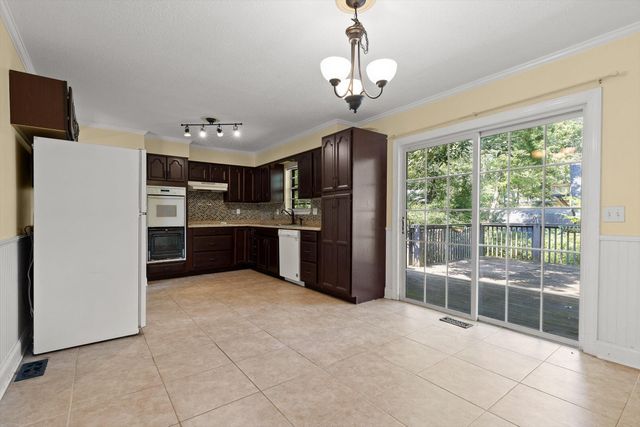 5705 Dowler Lane, Signal Mountain, TN 37377