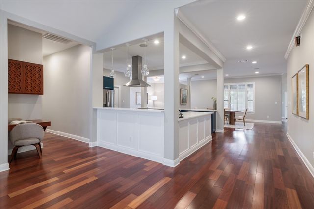 3511 Arrowhead DR, Austin, TX 78731