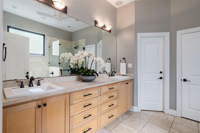 3511 Arrowhead DR, Austin, TX 78731