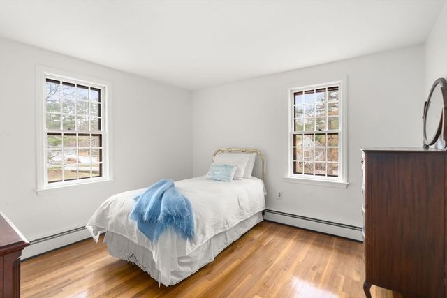 26 Bowsprit Ln, Duxbury, MA 02332