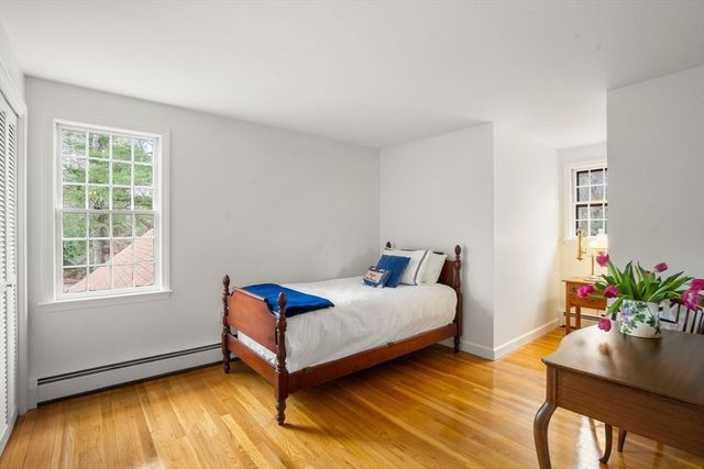 26 Bowsprit Ln, Duxbury, MA 02332