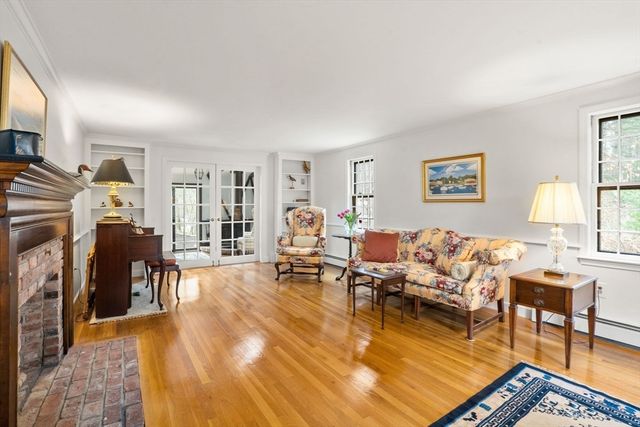 26 Bowsprit Ln, Duxbury, MA 02332