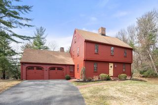26 Bowsprit Ln, Duxbury, MA 02332