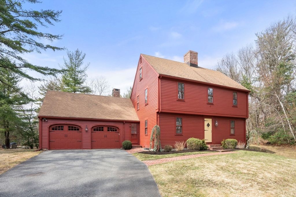 26 Bowsprit Ln, Duxbury, MA 02332