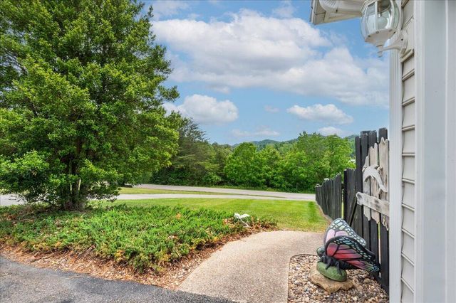 129 Ridge Point Lane, Corbin, KY 40701