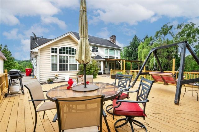 129 Ridge Point Lane, Corbin, KY 40701