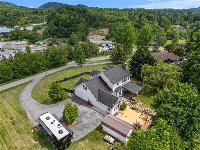 129 Ridge Point Lane, Corbin, KY 40701