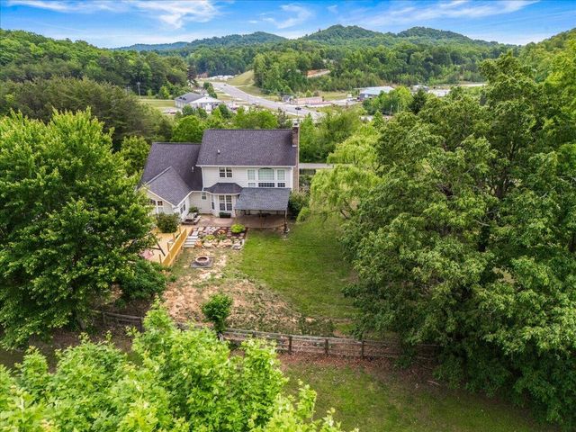 129 Ridge Point Lane, Corbin, KY 40701