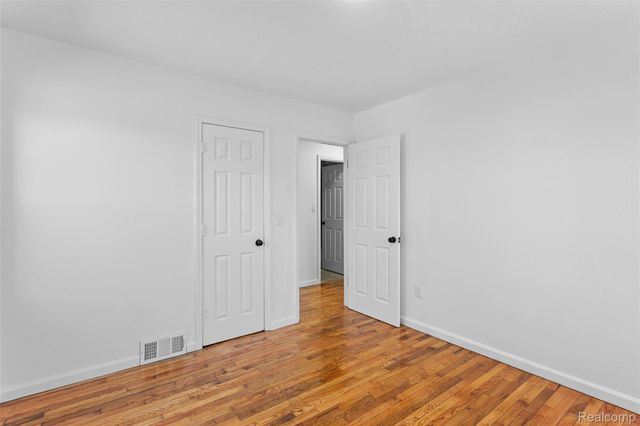 11327 Whitehill, Detroit, MI 48224