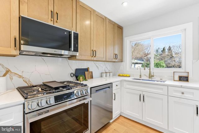 8613 HARTSDALE AVE, Bethesda, MD 20817