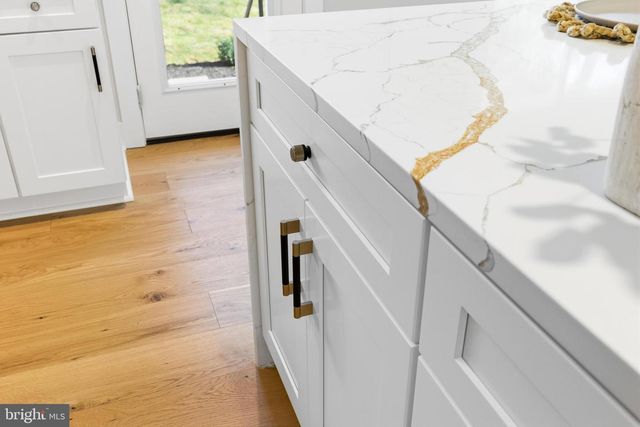 8613 HARTSDALE AVE, Bethesda, MD 20817