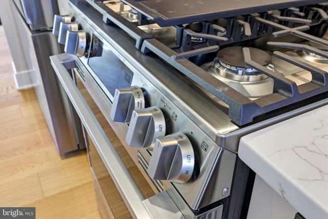 8613 HARTSDALE AVE, Bethesda, MD 20817