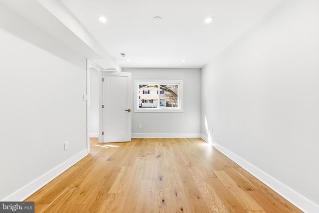 8613 HARTSDALE AVE, Bethesda, MD 20817