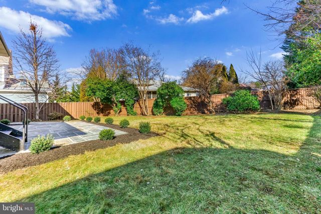 8613 HARTSDALE AVE, Bethesda, MD 20817