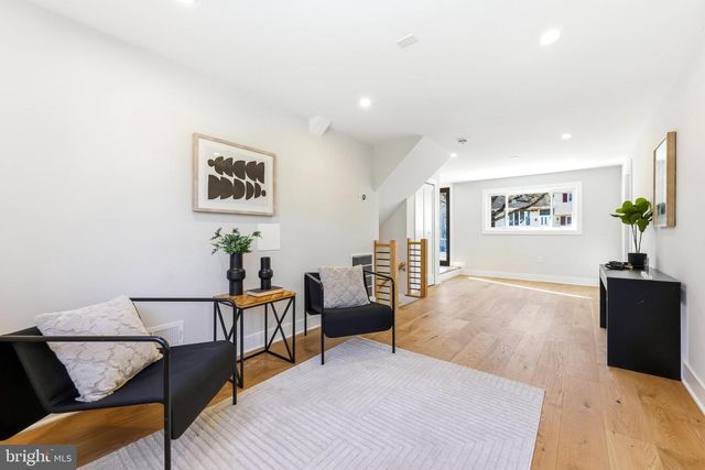 8613 HARTSDALE AVE, Bethesda, MD 20817