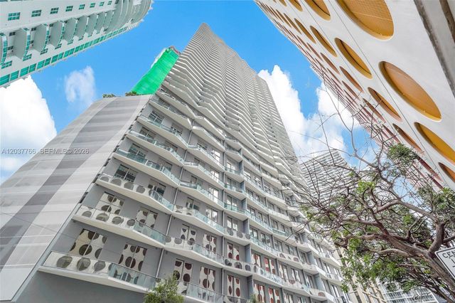 77 SE 5th St 3714, Miami, FL 33131