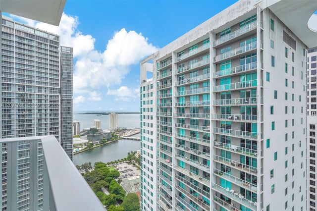 77 SE 5th St 3714, Miami, FL 33131
