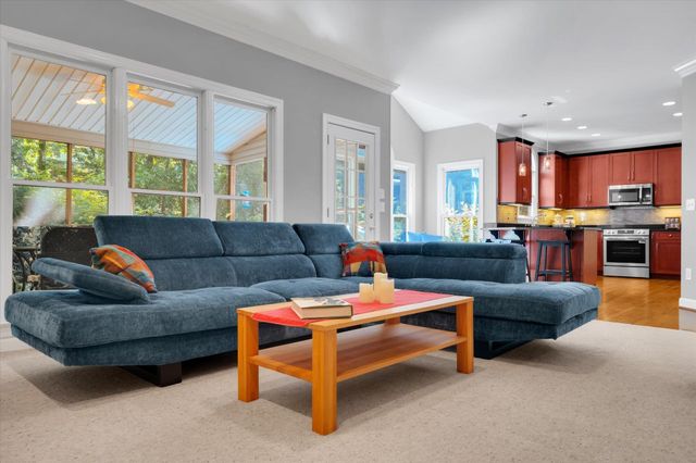 210 Quail Ridge Drive, Simpsonville, SC 29680