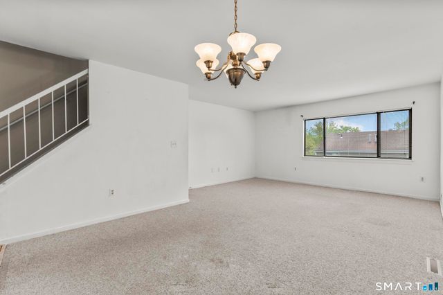 168 Monticello Drive 168, Branford, CT 06405