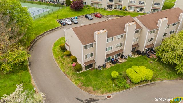 168 Monticello Drive 168, Branford, CT 06405