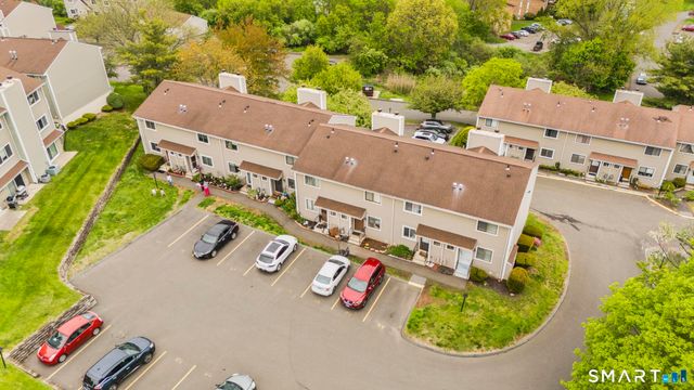 168 Monticello Drive 168, Branford, CT 06405