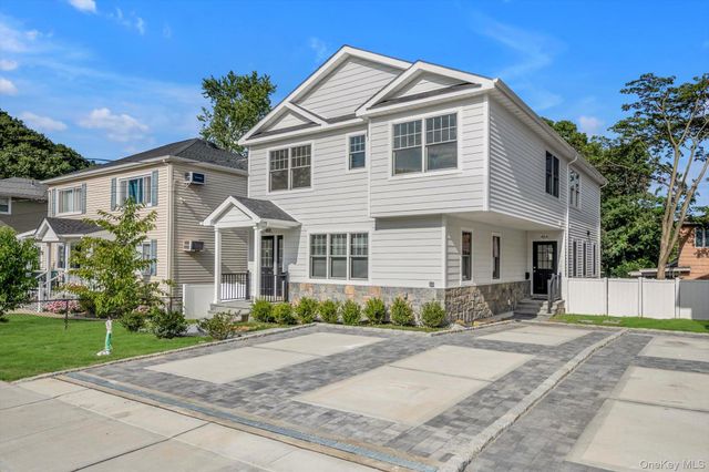 48 N Linwood B, Port Washington, NY 11050