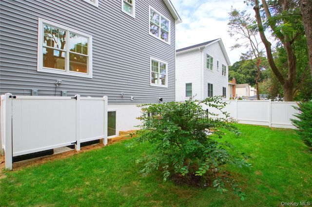 48 N Linwood B, Port Washington, NY 11050