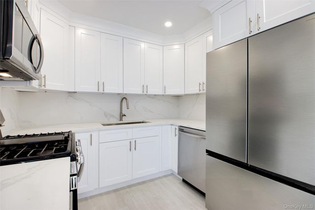 48 N Linwood B, Port Washington, NY 11050