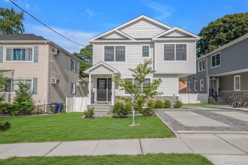 48 N Linwood B, Port Washington, NY 11050