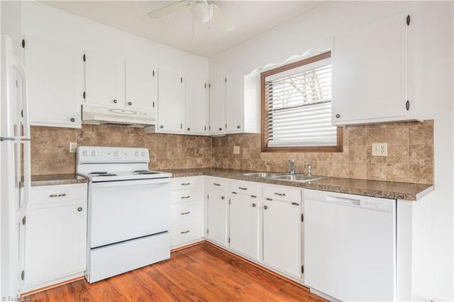 1661 Windsong Court, Winston-salem, NC 27127