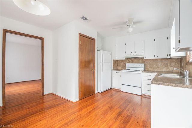 1661 Windsong Court, Winston-salem, NC 27127