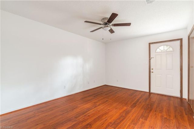 1661 Windsong Court, Winston-salem, NC 27127