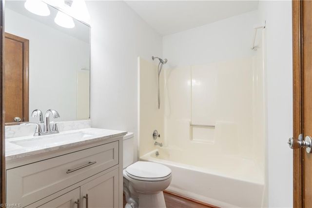 1661 Windsong Court, Winston-salem, NC 27127