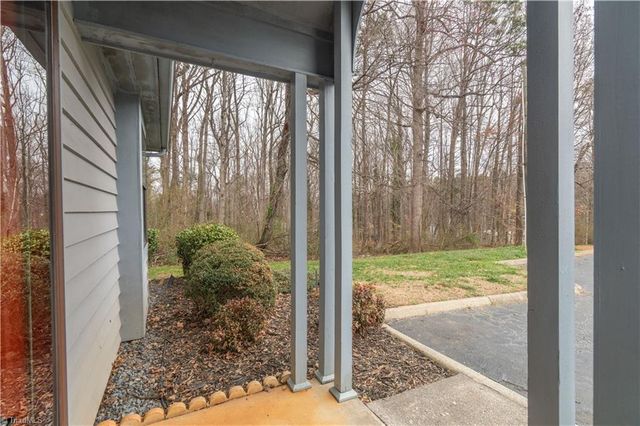 1661 Windsong Court, Winston-salem, NC 27127