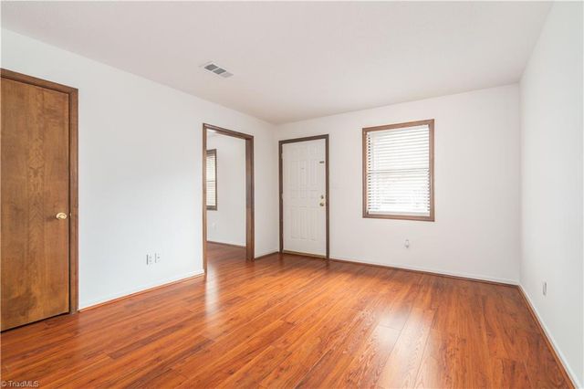 1661 Windsong Court, Winston-salem, NC 27127