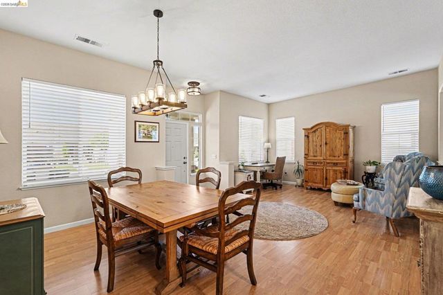 1569 Rubidoux Ln, Brentwood, CA 94513