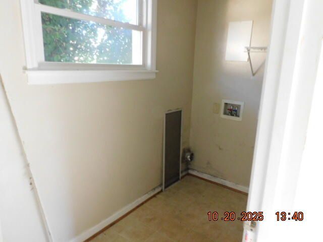 1222 Hamilton TER, Roanoke, VA 24014