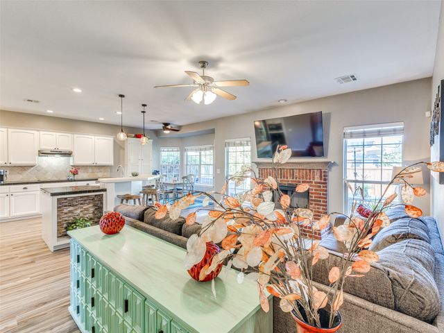 304 E Wichita Street, Broken Arrow, OK 74012