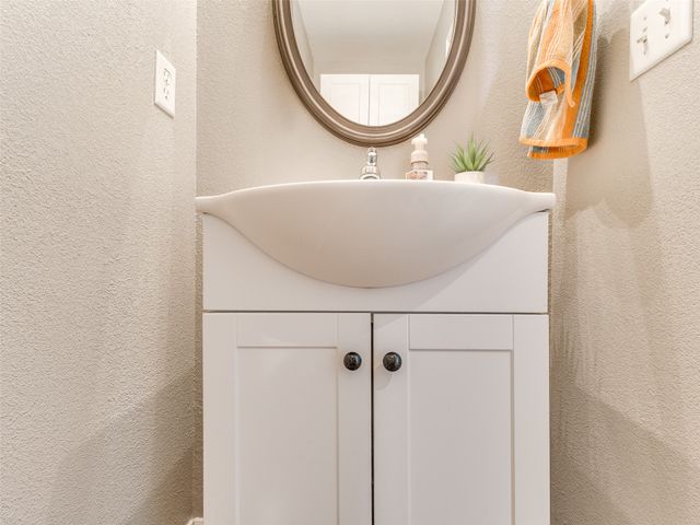 304 E Wichita Street, Broken Arrow, OK 74012