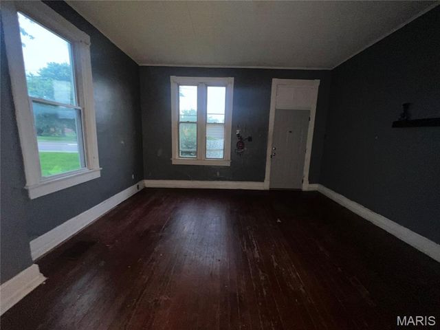 1214 Lebanon Avenue, Belleville, IL 62221